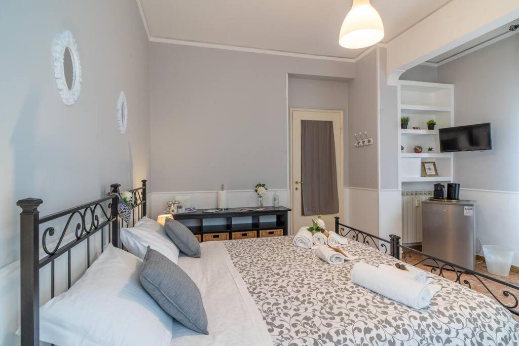 Terrazze Italiane City Center - White Apartment Werona Zewnętrze zdjęcie