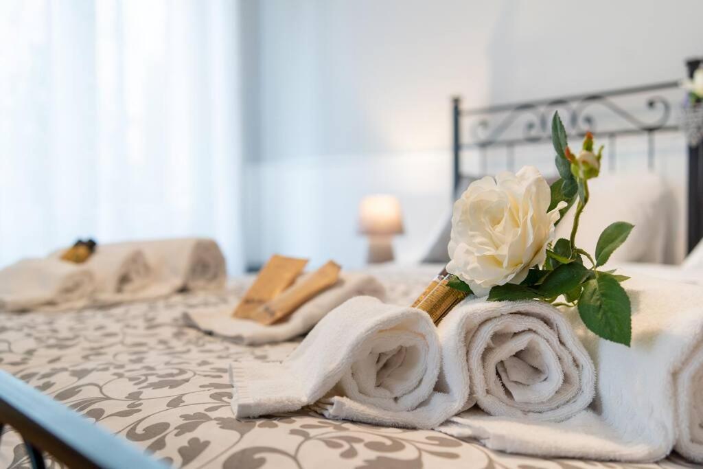 Terrazze Italiane City Center - White Apartment Werona Zewnętrze zdjęcie